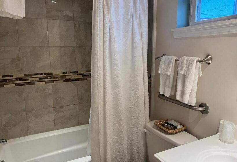 جناح عائلي, Carbone S Beachside Guest Rooms