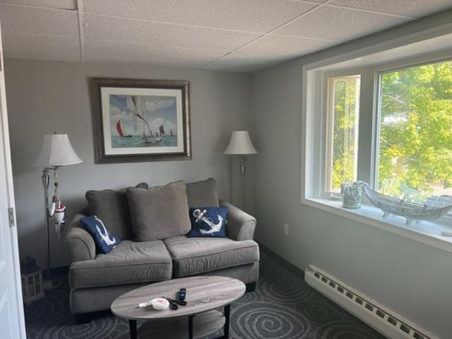 غرفة عائلية, Carbone S Beachside Guest Rooms