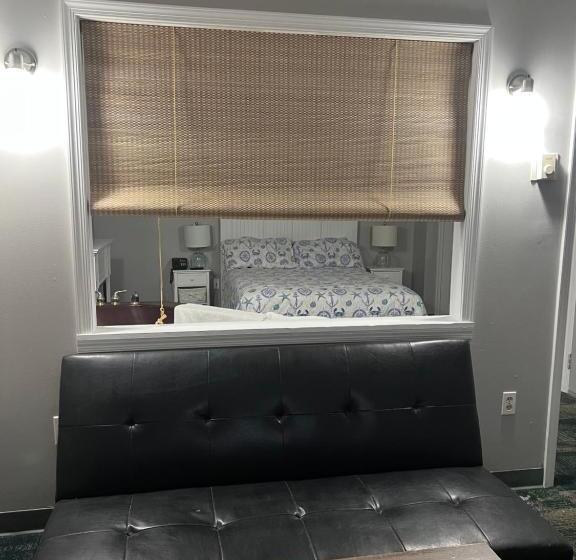 Люкс Повышенной Комфортности, Carbone S Beachside Guest Rooms