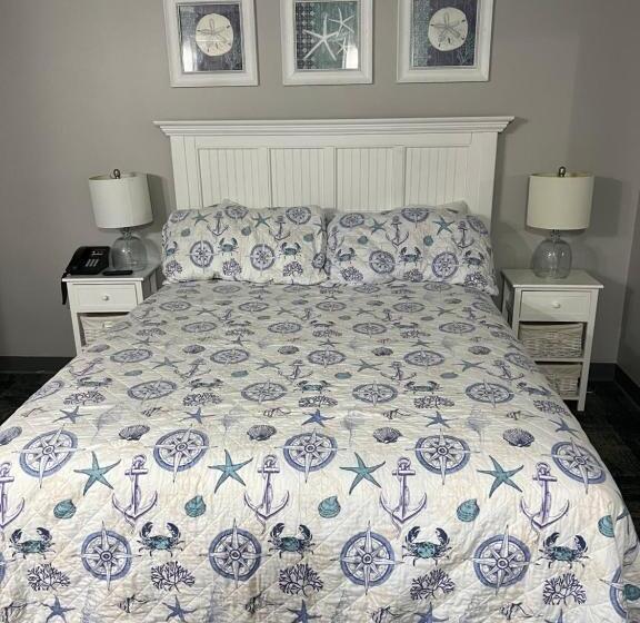 جناح ديلوكس, Carbone S Beachside Guest Rooms