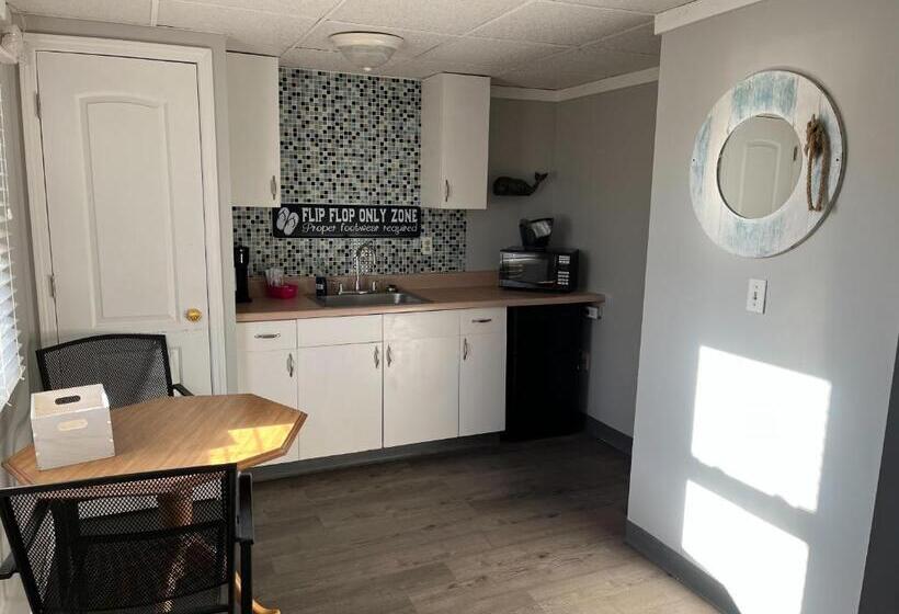 جناح مزود بجاكوزى, Carbone S Beachside Guest Rooms