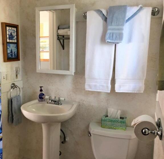 Standart Stüdyo, Wheeler On The Bay Lodge And Marina