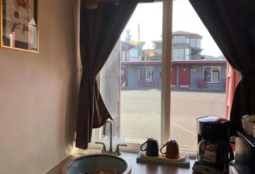 バスタブ付きスタンダードルーム, Wheeler On The Bay Lodge And Marina