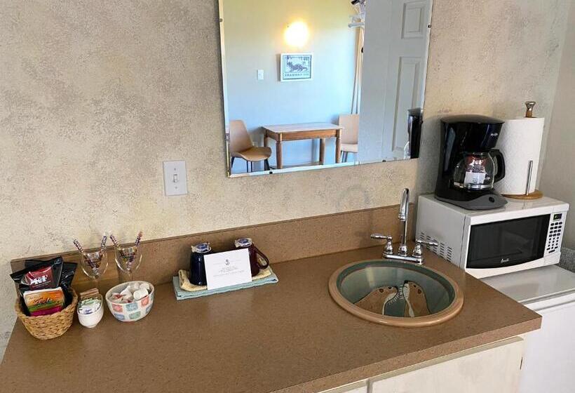 Balkonlu Standart Oda, Wheeler On The Bay Lodge And Marina