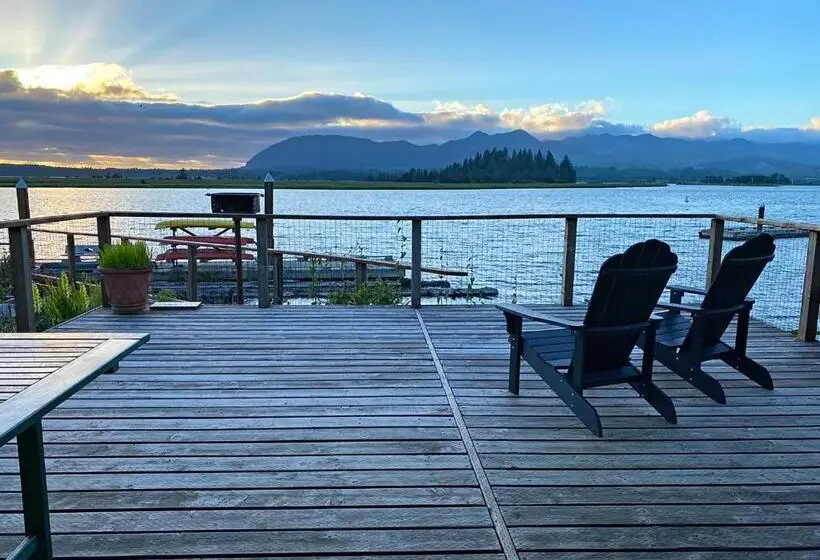 キングサイズベッドのスタンダードルーム, Wheeler On The Bay Lodge And Marina