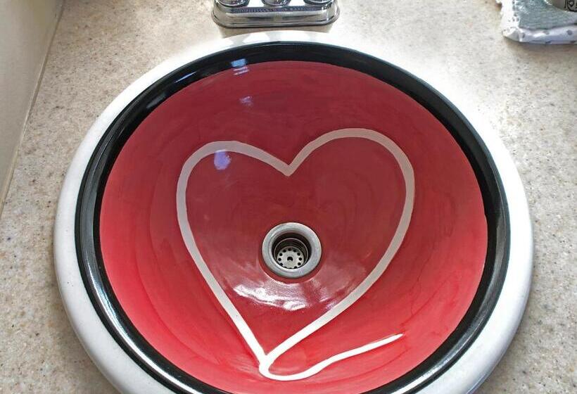 Büyük Çift Kişilik Yataklı Standart Oda, Wheeler On The Bay Lodge And Marina