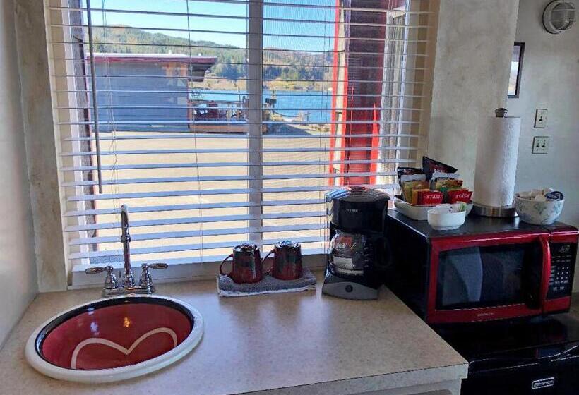 Стандартный Номер Кровать Кинг, Wheeler On The Bay Lodge And Marina