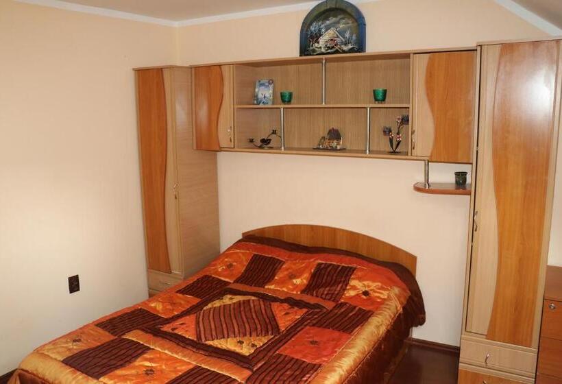 غرفة قياسية حمام مشترك, Amelia House