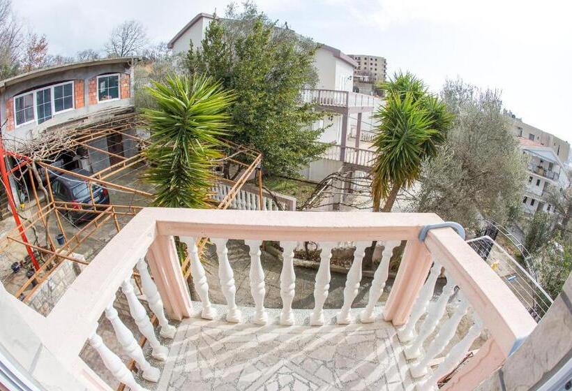 اتاق اکونومی, Guest House Almond