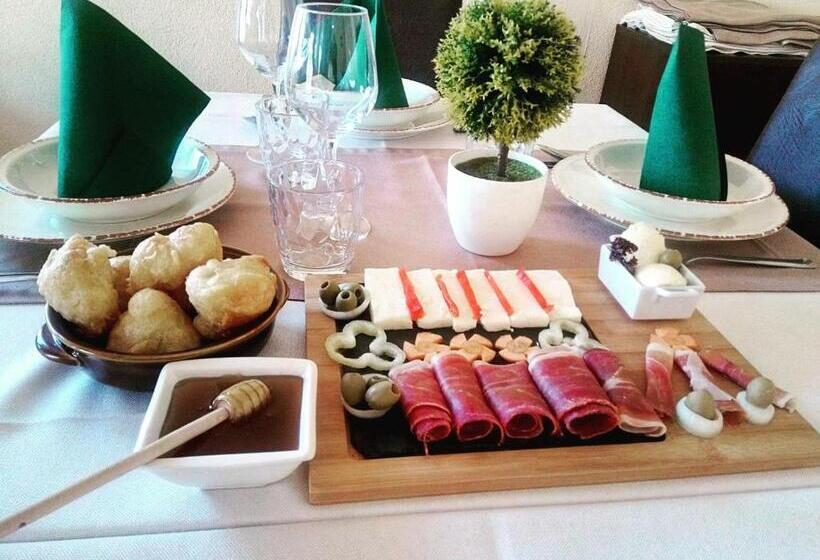 اتاق لوکس با چشم‌انداز دریاچه, Guesthouse Eko Piva