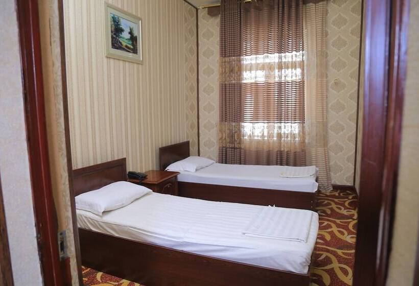 غرفة سوبيريور رباعية, Dangara