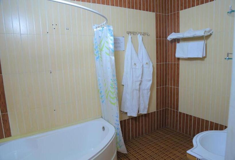 غرفة سوبيريور, Dangara