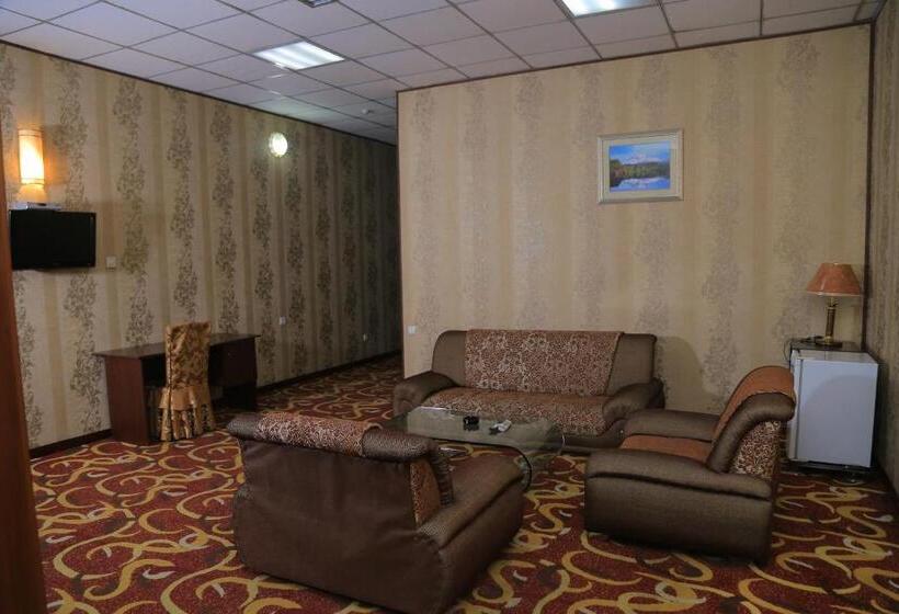 غرفة سوبيريور, Dangara