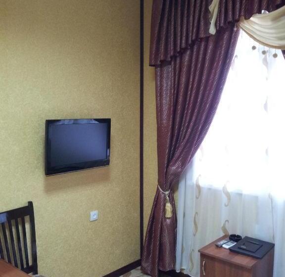 غرفة قياسية فردية, Dangara