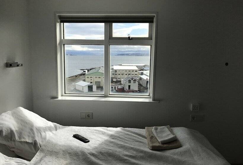 اتاق استاندارد با چشمانداز دریا, Finna Hótel