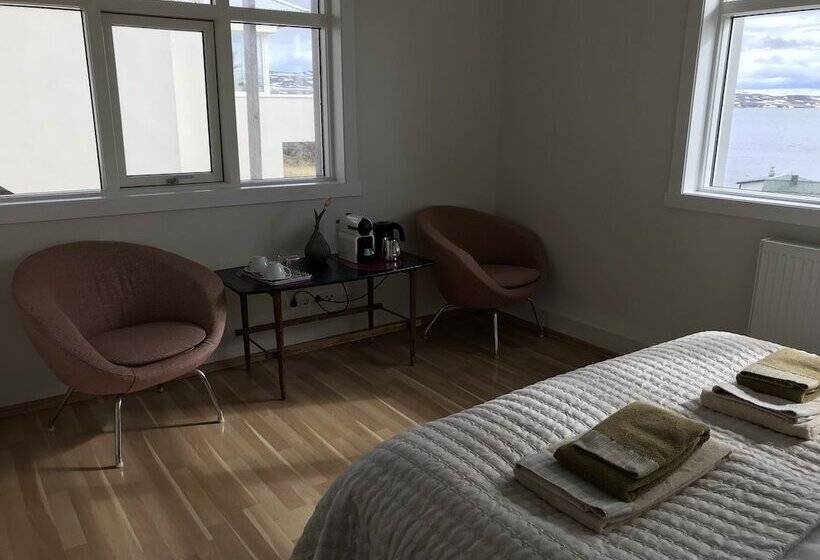 اتاق استاندارد با چشمانداز دریا, Finna Hótel