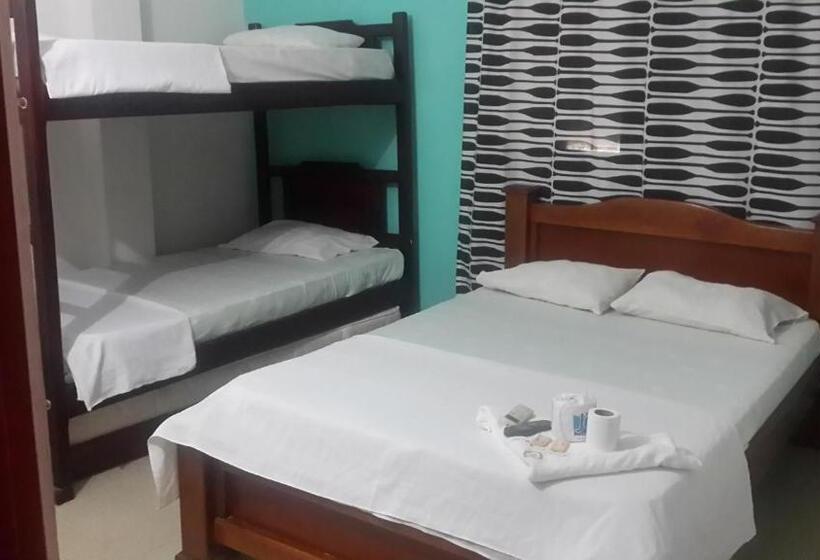 スーペリアファミリールーム, Los Estoraques