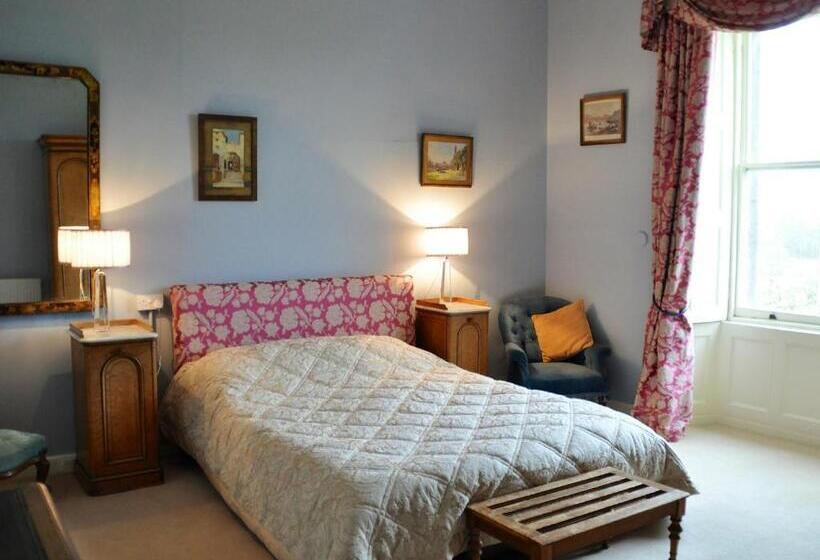 חדר קלאסי, Temple House