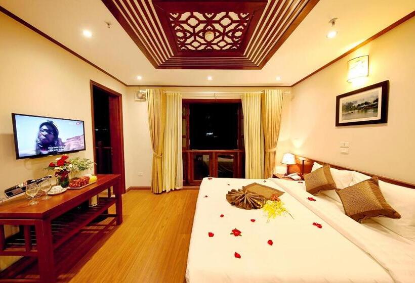 家庭交流房, Hanoi Nostalgia Hotel & Spa