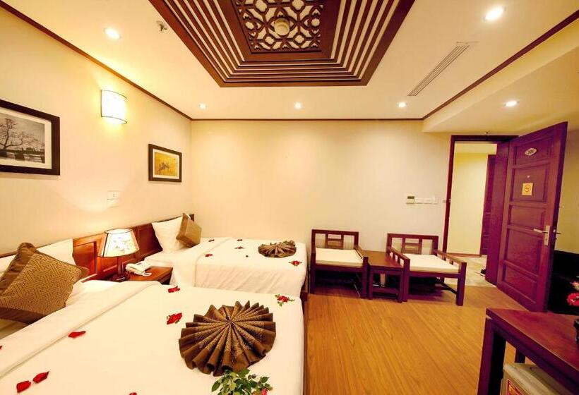 חדר משפחתי מקשר, Hanoi Nostalgia Hotel & Spa