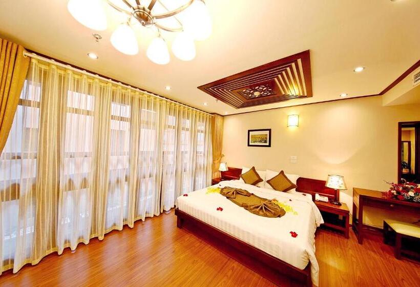 סוויטה, Hanoi Nostalgia Hotel & Spa