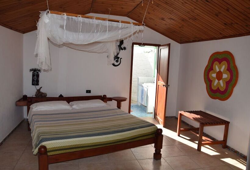 بانگلوی استاندارد با چشمانداز دریا, Laguna Blu Resort Madagascar