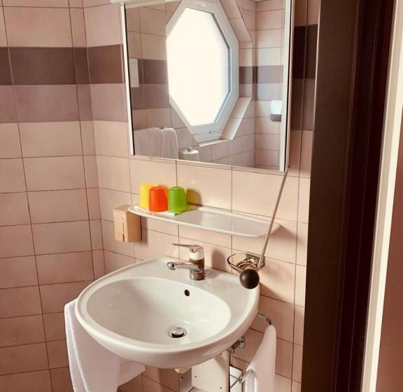 Номер Стандарт Адаптированный для Инвалидов, Lyssach