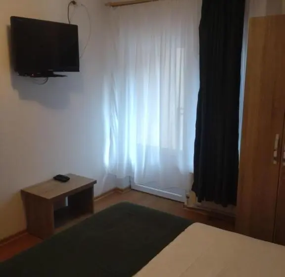 バルコニー付きスタンダードルーム, Casa Noastra