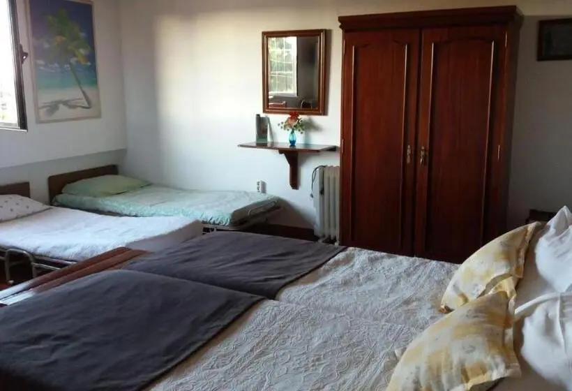デラックスの４人部屋, Country House Alfarim