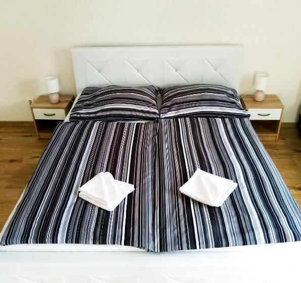 1 Yatak Odalı Daire, Penzión Adriana