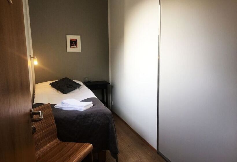 اتاق استاندارد یک نفره, Saxa Guesthouse