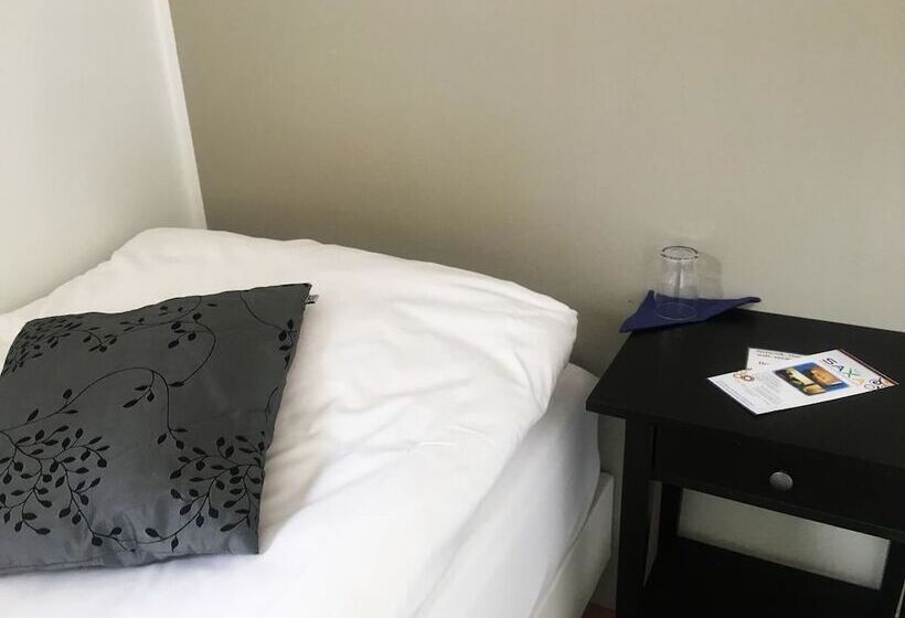 اتاق استاندارد یک نفره, Saxa Guesthouse