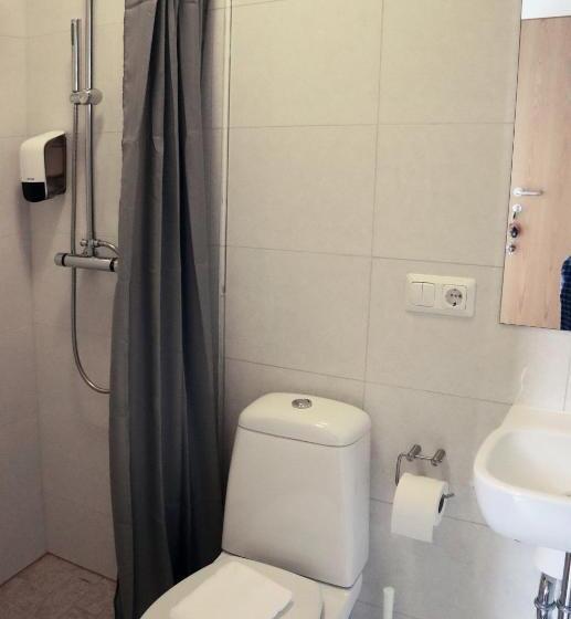 اتاق استاندارد یک نفره, Saxa Guesthouse