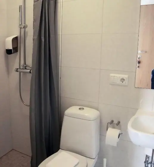 اتاق استاندارد یک نفره, Saxa Guesthouse
