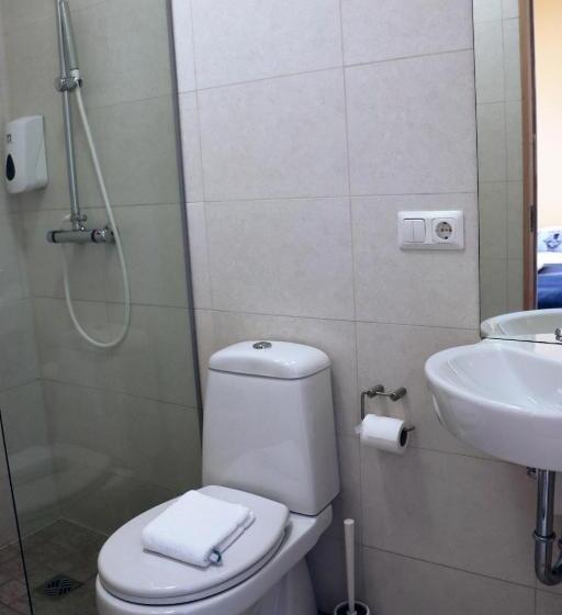 اتاق استاندارد, Saxa Guesthouse