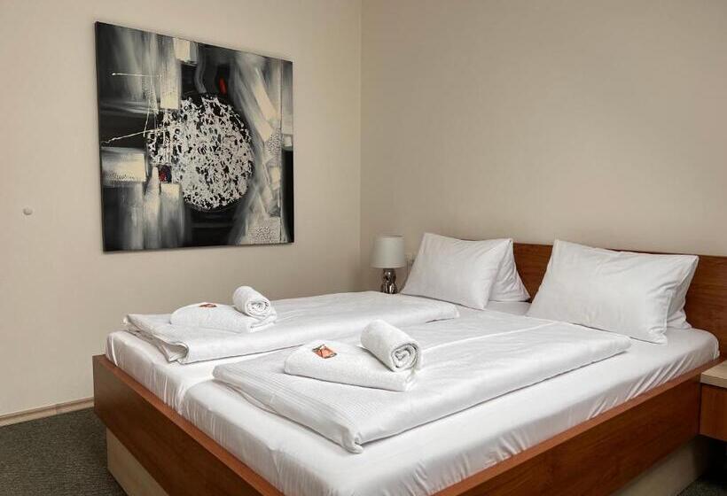 جناح, Tišnovská Rychta