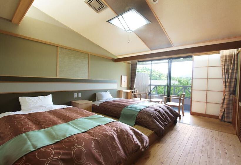 Quarto Estandar, Fuki No Mori