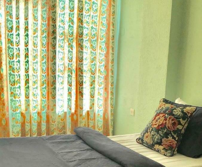 اتاق استاندارد یک نفره, Arabesque