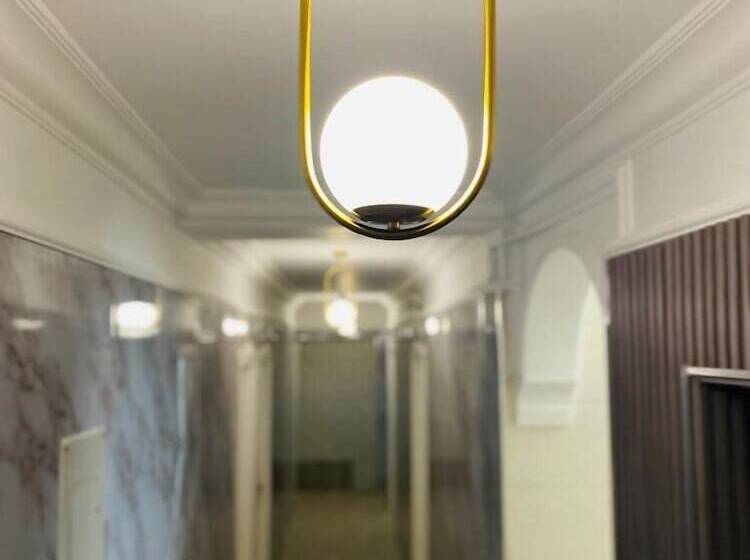 استودیو کامفورت, Arabesque