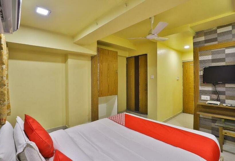 Basic-huone, Spot On Hotel Shreeji Palace