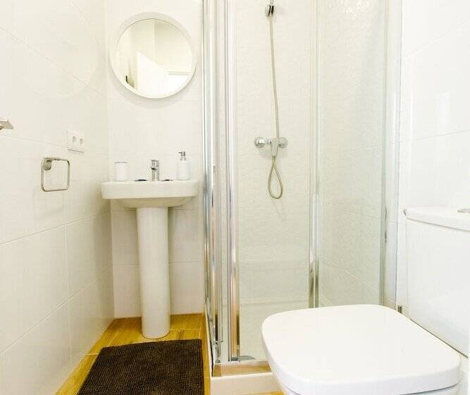 غرفة إقتصادية, Armijorooms