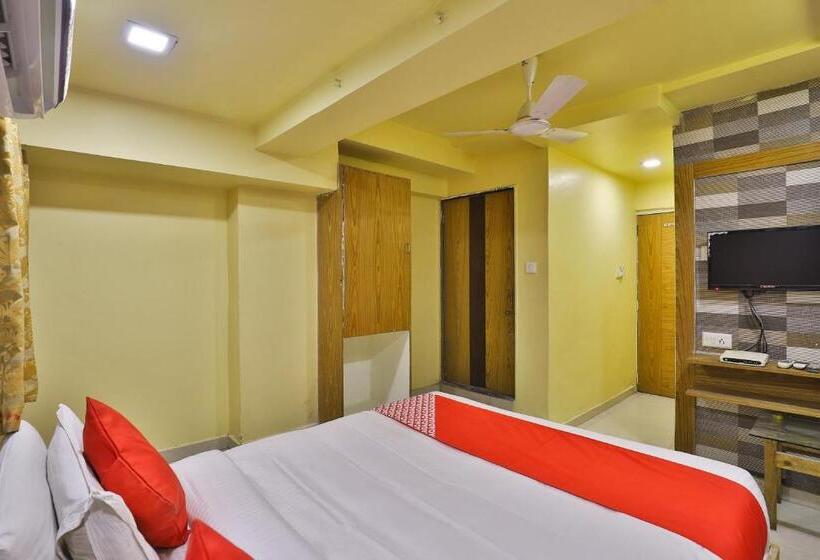 Standard-huone, Spot On Hotel Shreeji Palace