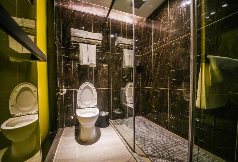 スタンダードルーム, Chao Man