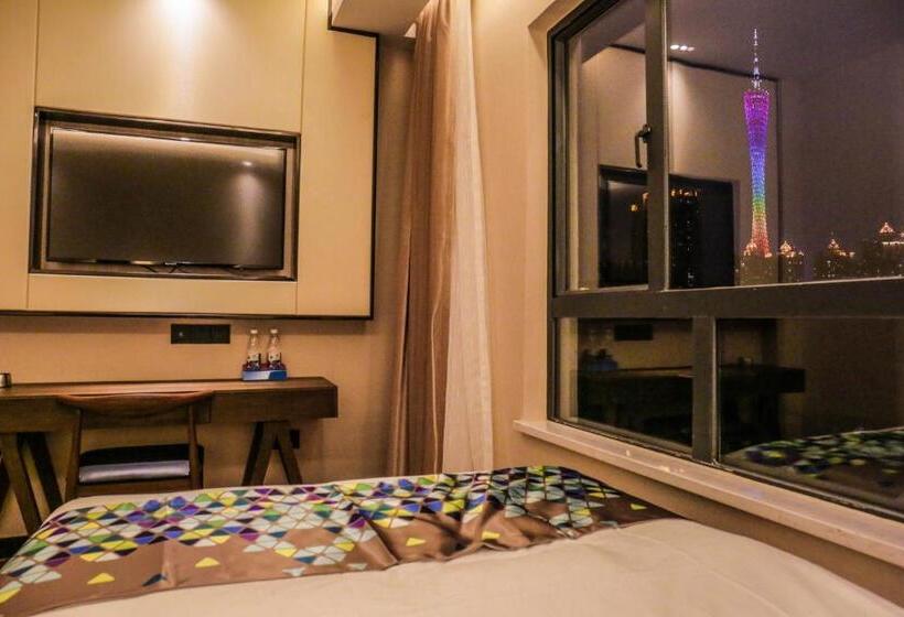 デラックスルーム, Chao Man