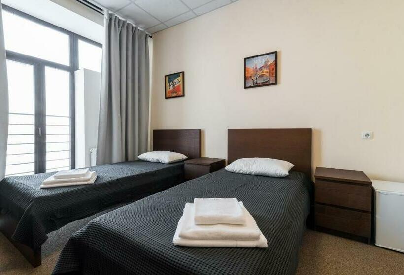 اتاق استاندارد, Lacasa