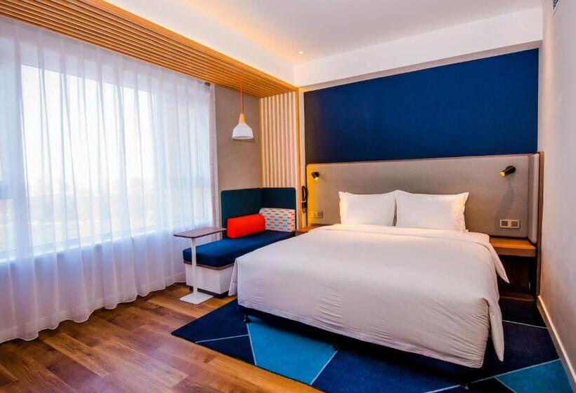 اتاق استاندارد با تخت بزرگ, Holiday Inn Express Yinchuan Downtown, An Ihg
