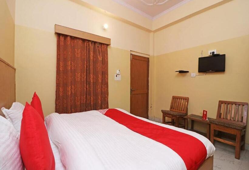 트리플 클래식 룸, Super Hotel O Akbar Palace