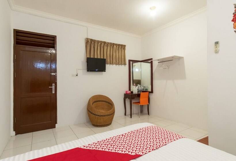 Quarto Deluxe, Oyo 356 Titipapan Residence