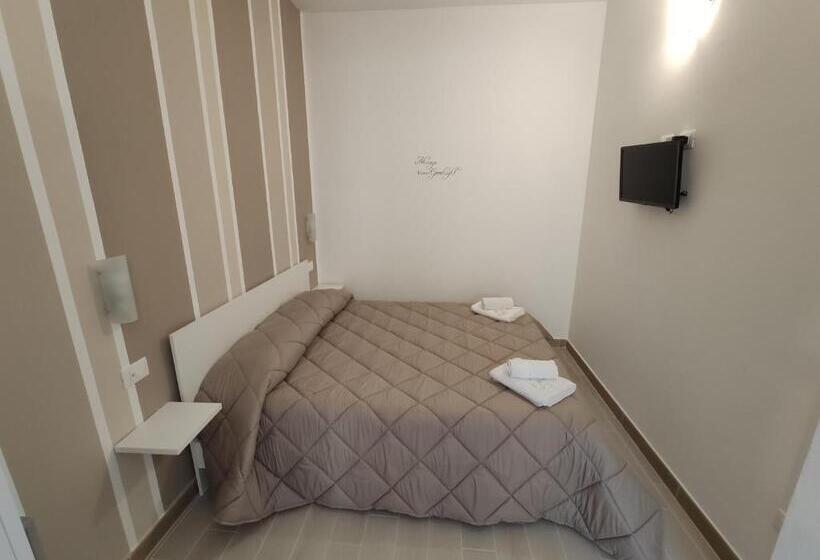 Номер Economy, In Centros Vicino Cefalu Selfchekin