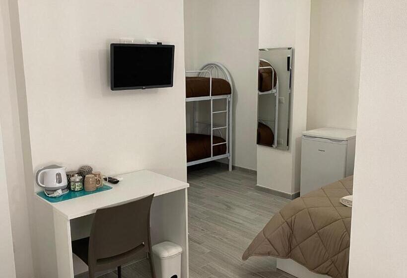 スタンダード5人部屋, In Centros Vicino Cefalu Selfchekin